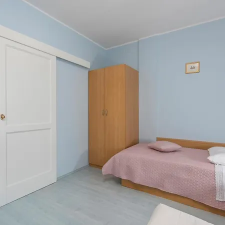 Complex Silvia Pensión 3*